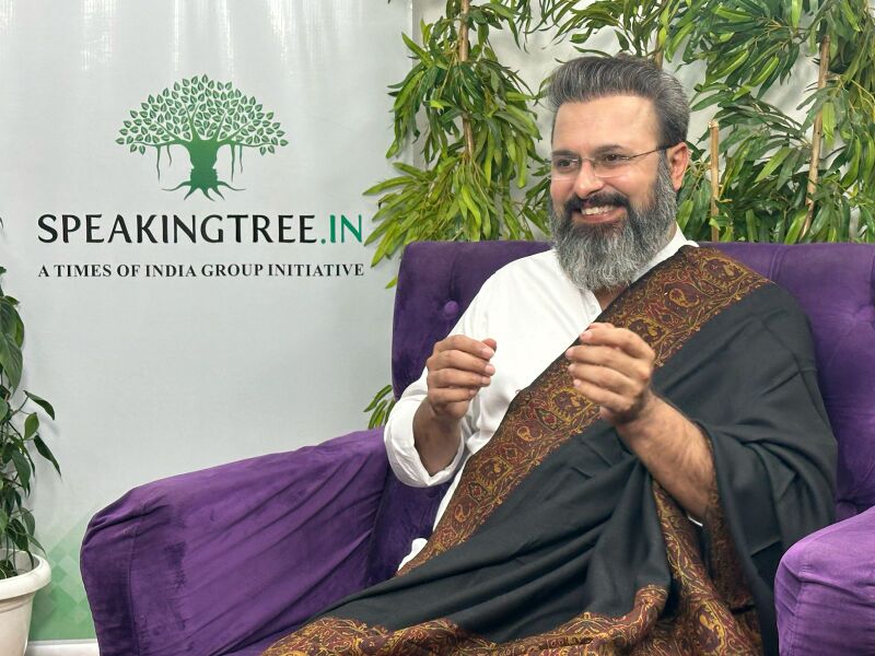File:Guru ji Dr. Raj MahaRaj.jpg
